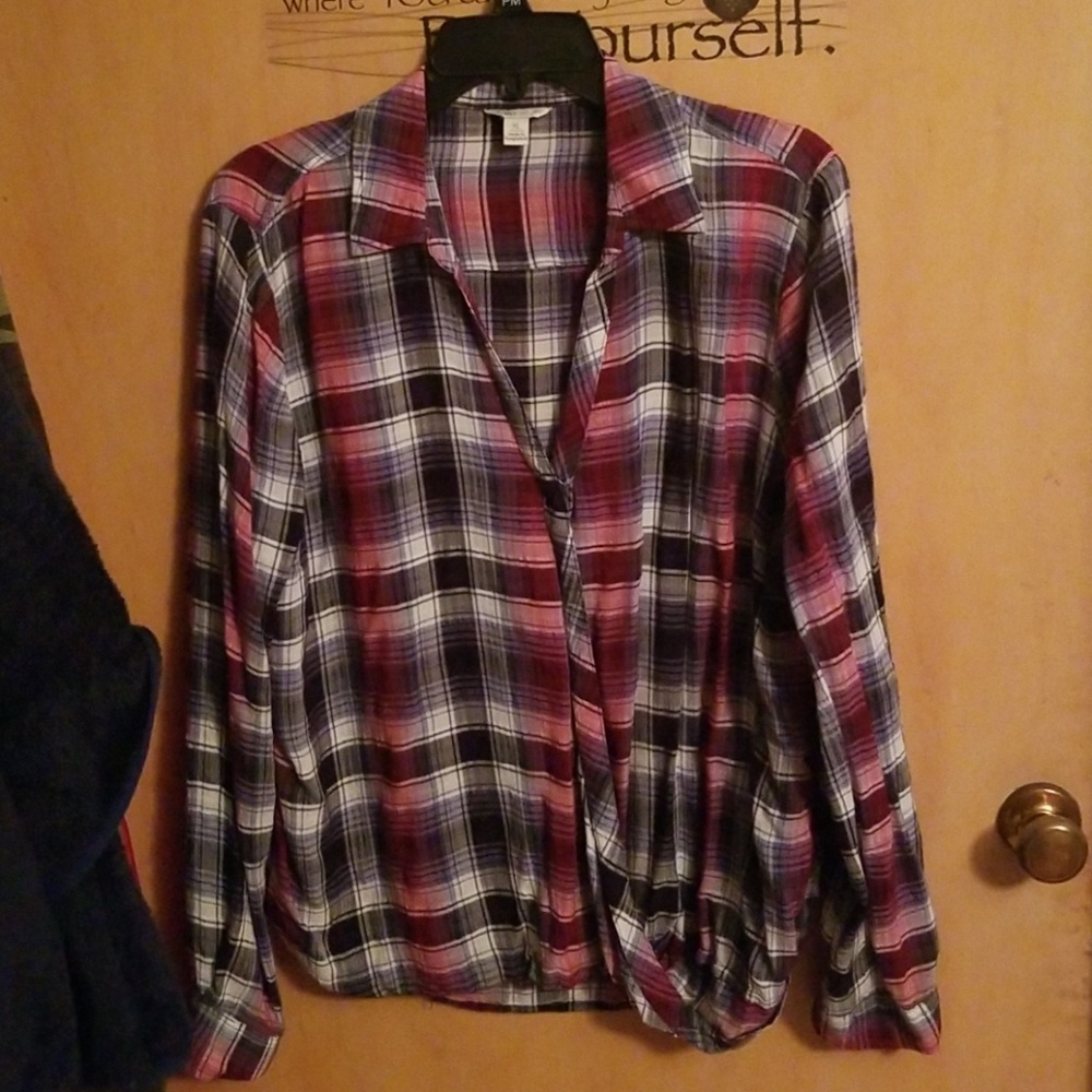 Red and blue plaid top
